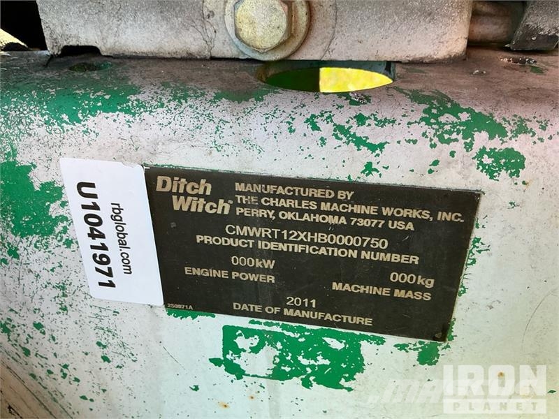 Ditch Witch RT Walk Behind Trencher Trancheuse