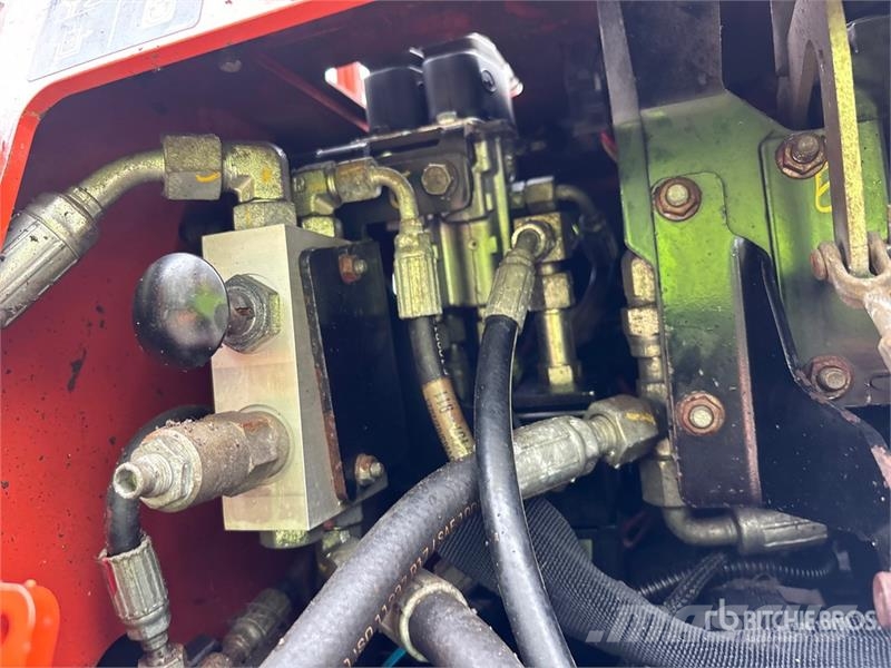Ditch Witch SK800 Mini Compact Track Loader Chargeuse compacte