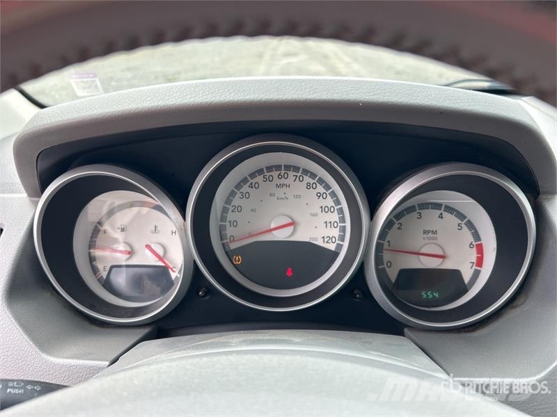 Dodge Caravan SE Automašīnas
