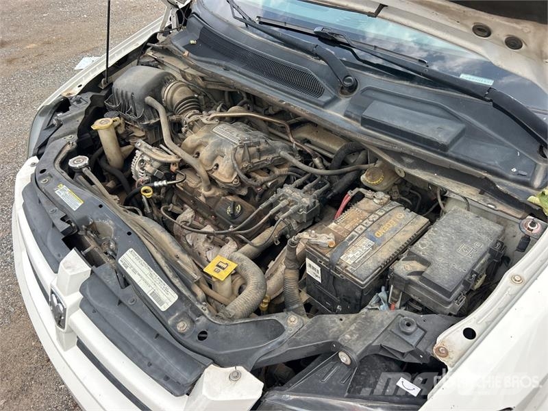 Dodge Caravan SE Automašīnas