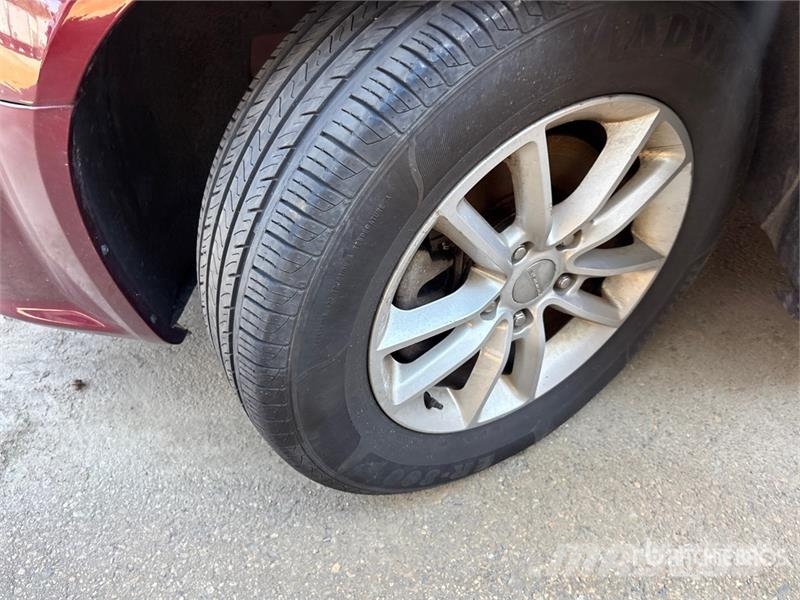 Dodge Grand Caravan SXT Minivan 자동차