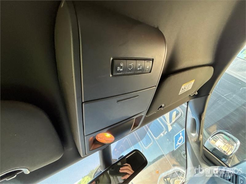 Dodge Grand Caravan SXT Minivan 자동차
