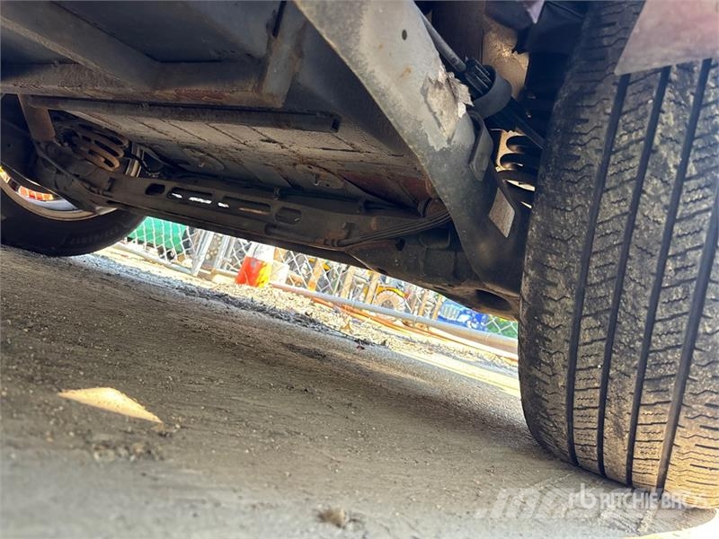 Dodge Grand Caravan SXT Minivan 자동차