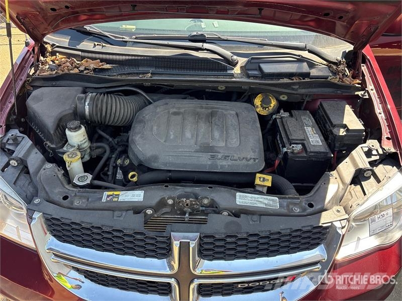 Dodge Grand Caravan SXT Minivan 자동차