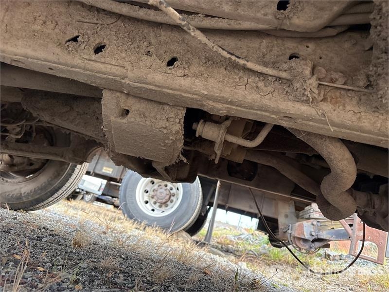 Dodge Ram 3500 Vieglais kravas automobilis/izkraušana no sāniem