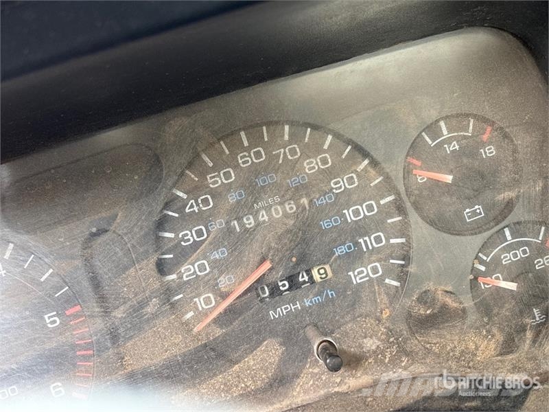 Dodge Ram 3500 Vieglais kravas automobilis/izkraušana no sāniem