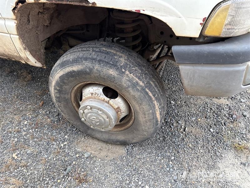 Dodge Ram 3500 Vieglais kravas automobilis/izkraušana no sāniem