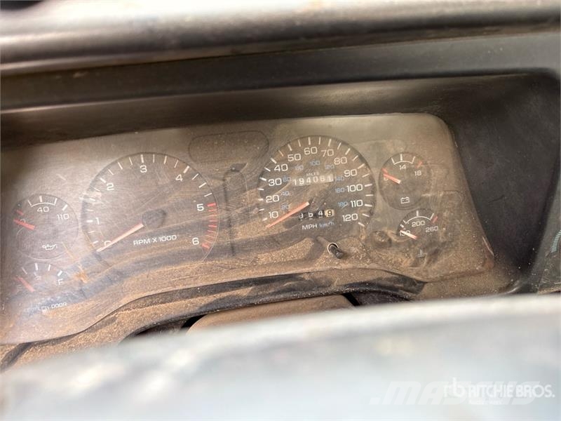 Dodge Ram 3500 Vieglais kravas automobilis/izkraušana no sāniem