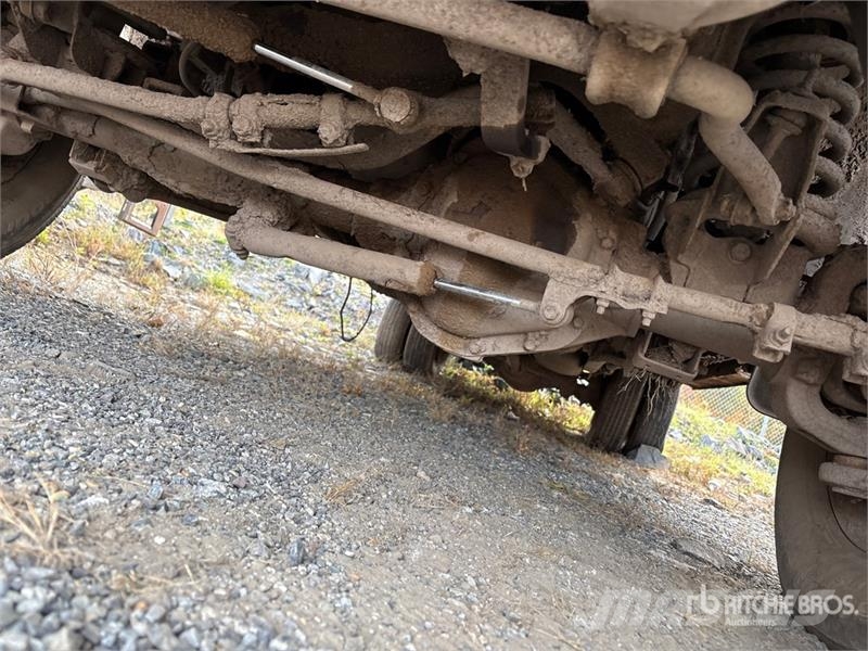 Dodge Ram 3500 Vieglais kravas automobilis/izkraušana no sāniem