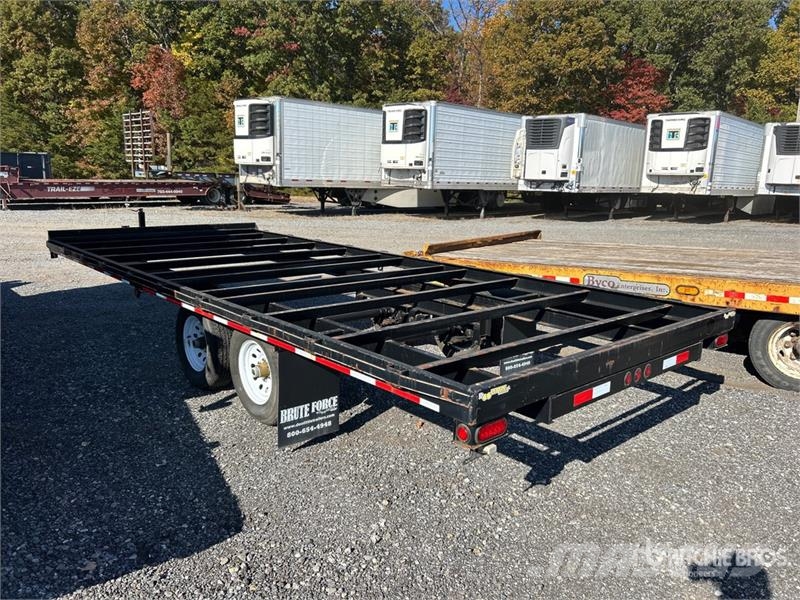  Doolittle 20 ft T/A Equipment Trailer Remolques para transporte de vehículos