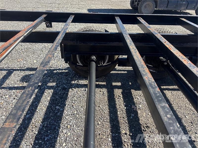 Doolittle 20 ft T/A Equipment Trailer Прицепы-Автовозы