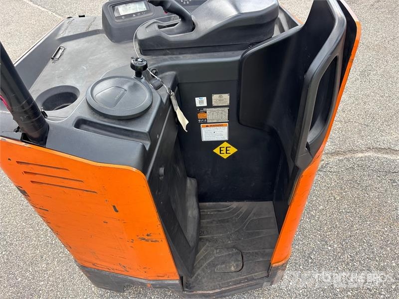Doosan B15SU-9 2750 lb Electric Forklift Sähkötrukit