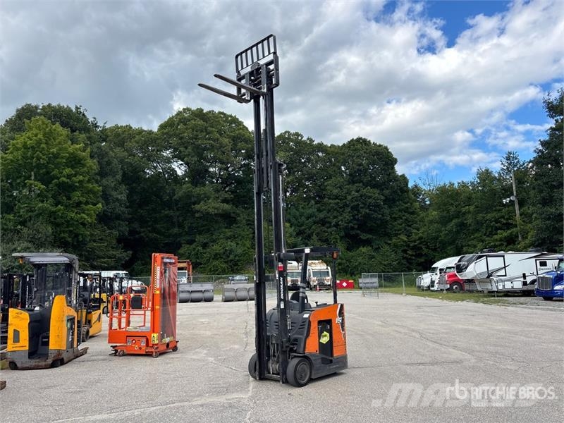 Doosan B15SU-9 2750 lb Electric Forklift Sähkötrukit
