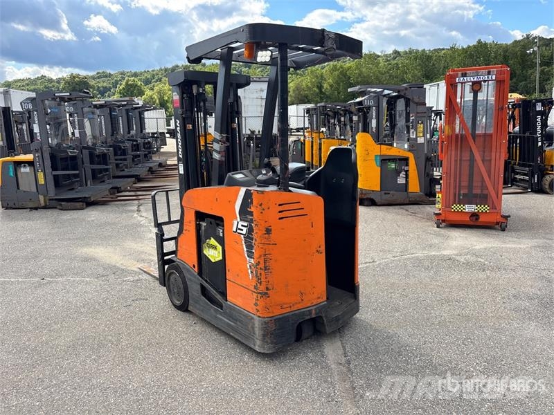 Doosan B15SU-9 2750 lb Electric Forklift Sähkötrukit