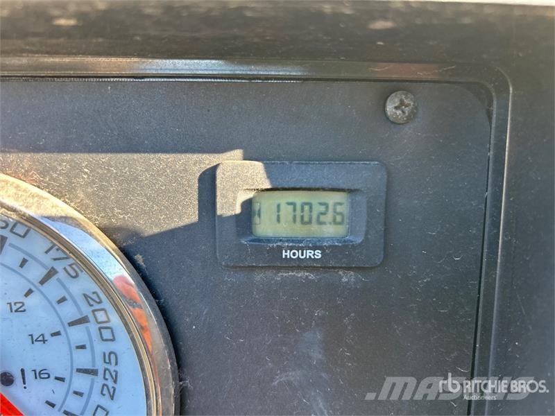 Doosan HP375 375 cfm Mobile Air Compressor Compressors