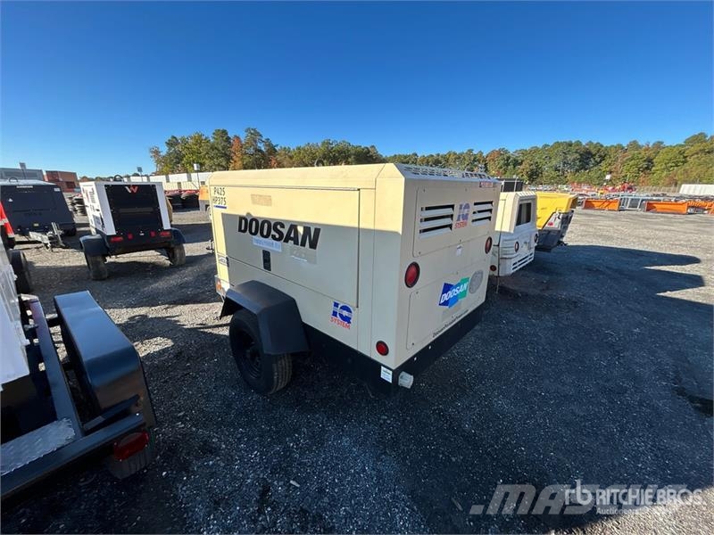 Doosan HP375 375 cfm Mobile Air Compressor Compressors
