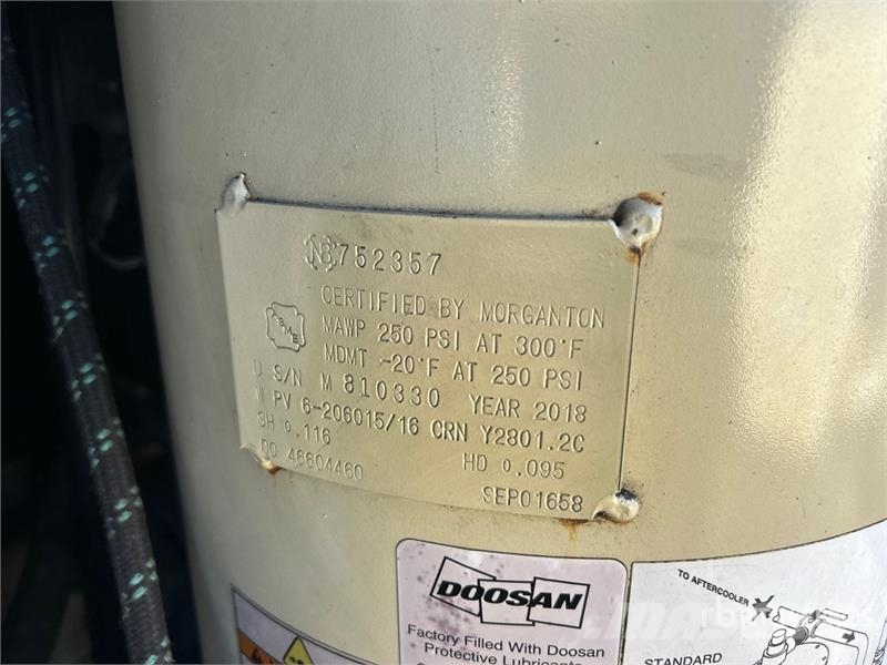 Doosan HP375 375 cfm Mobile Air Compressor Compressors