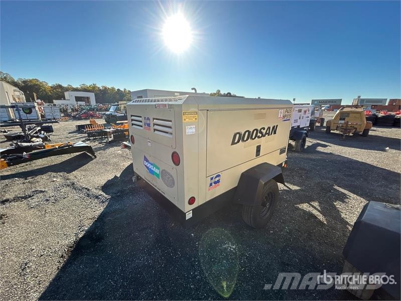 Doosan HP375 375 cfm Mobile Air Compressor Compressors