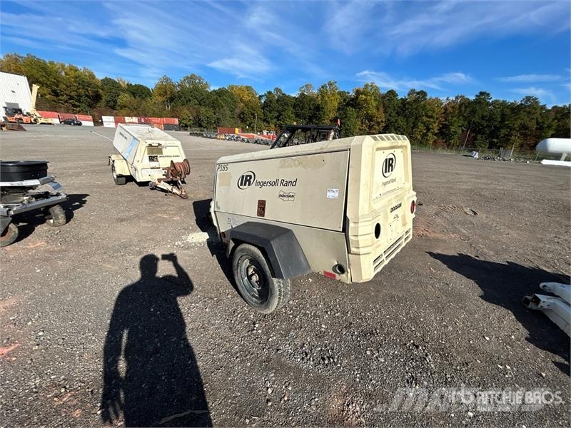 Doosan P185WYM-T4I コンプレッサー