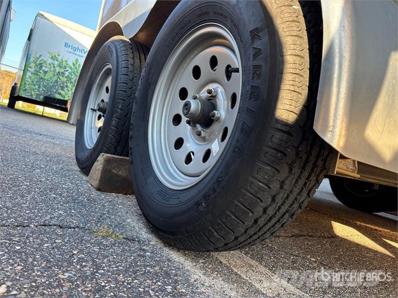  Durabull 16 ft T/A Enclosed Trailer Причепи-фургони