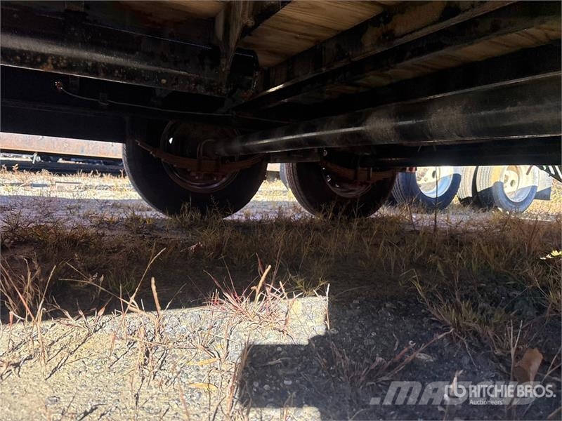 East Mfg Texas 32 ft T/A Gooseneck Equipment Trailer Prikolice za prevoz vozil