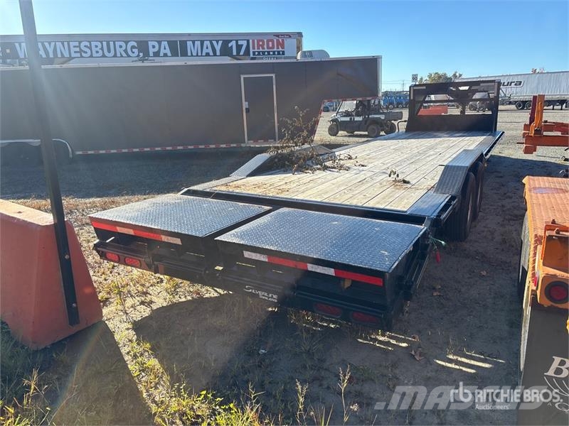 East Mfg Texas 32 ft T/A Gooseneck Equipment Trailer Prikolice za prevoz vozil