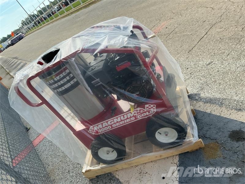 Easy-Kleen Magnum Gold 4000 Series Pressure Washer (Unused) Light pressure washers
