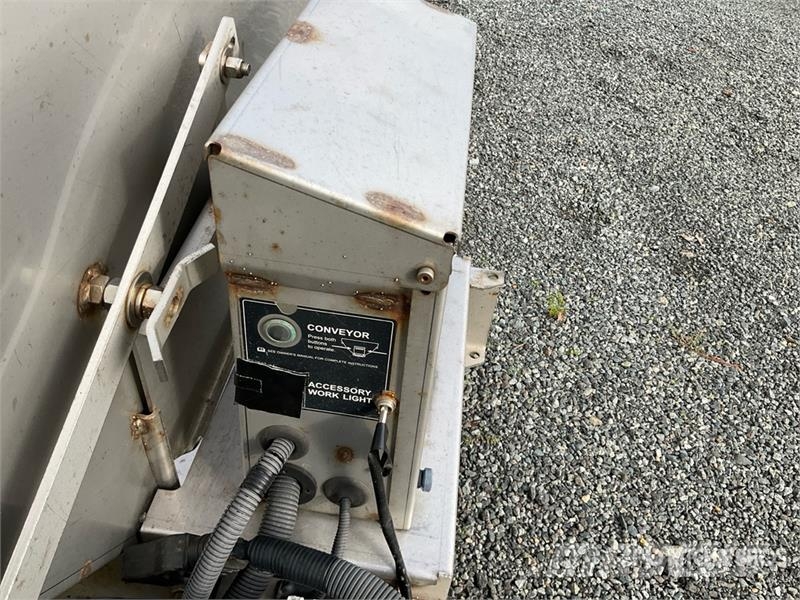 Electric V Box Salt Spreader Homok és Sószórók