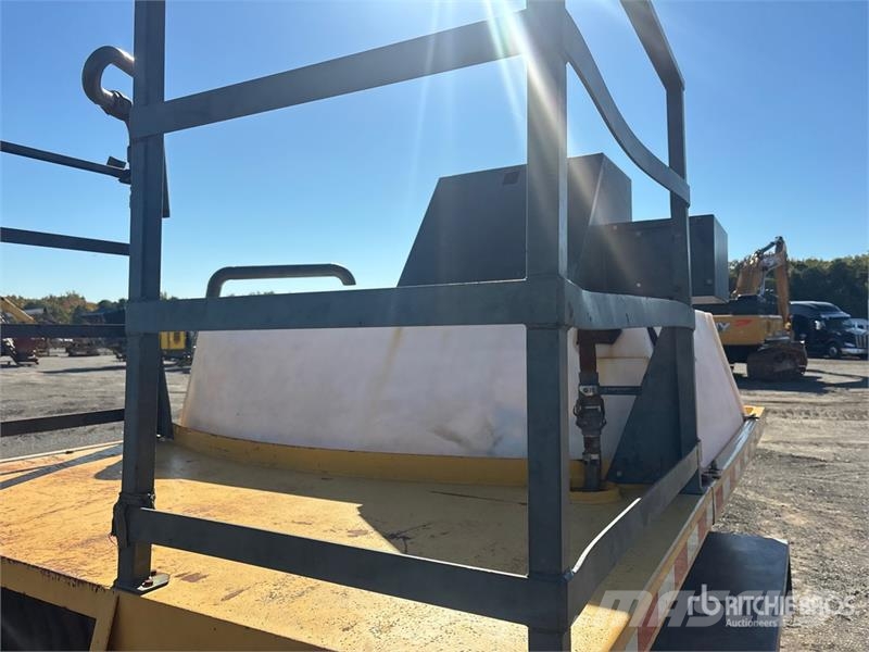 Epic L90TR 900 gal Hydroseeder مكونات أخرى