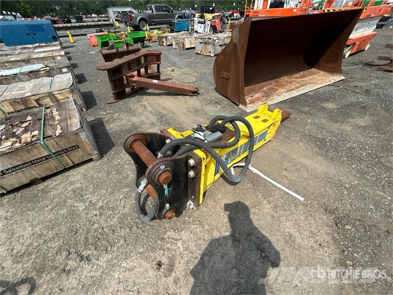 Epiroc MB1200 100 in Hydraulic Breaker Hydraulhammare