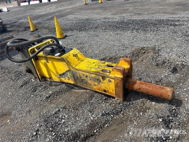 Epiroc MB1500 Hydraulic Breaker 브레이커