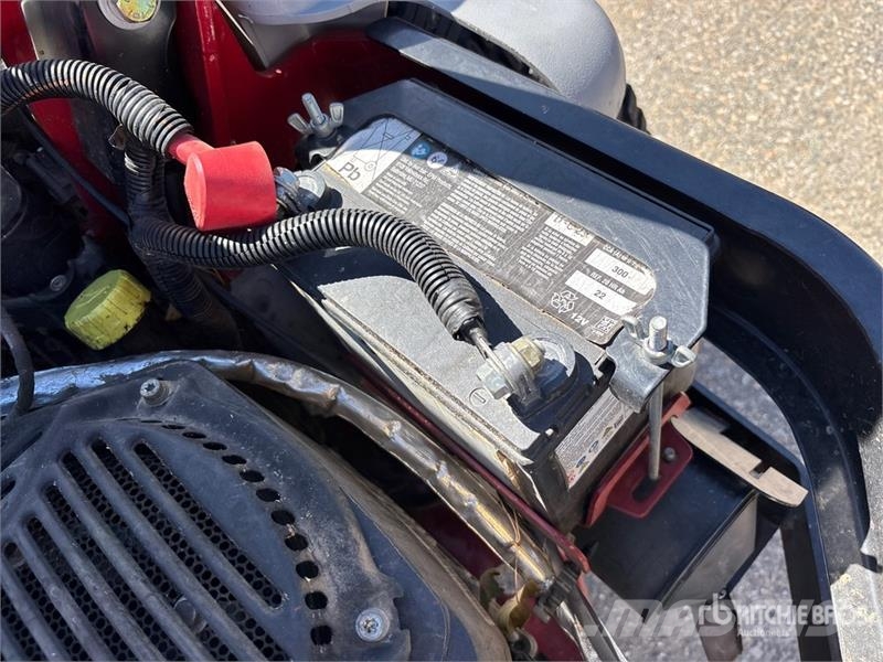 Exmark Lazer Z S-Series 72 in Lawn Mower Samochodné kosačky