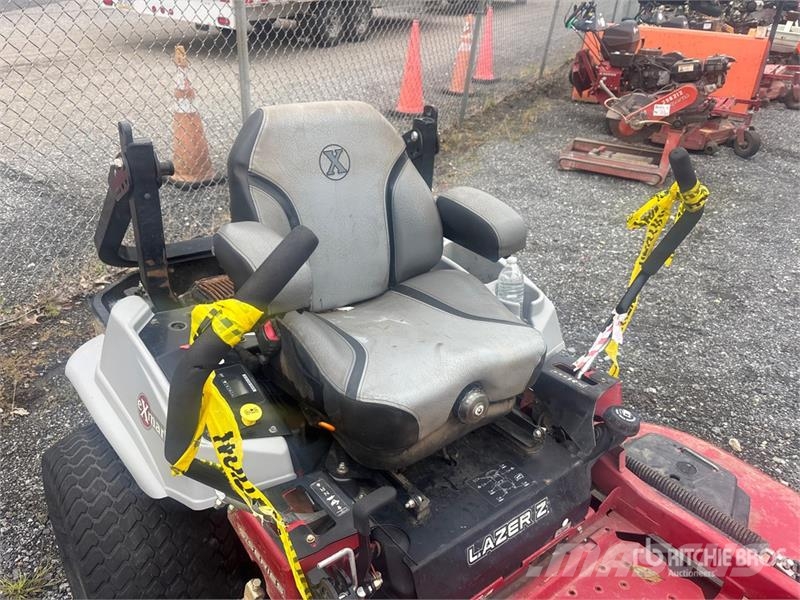 Exmark Lazer Z S-Series Zero-Turn 72 in Lawn Mower Vrtni traktor kosilnice