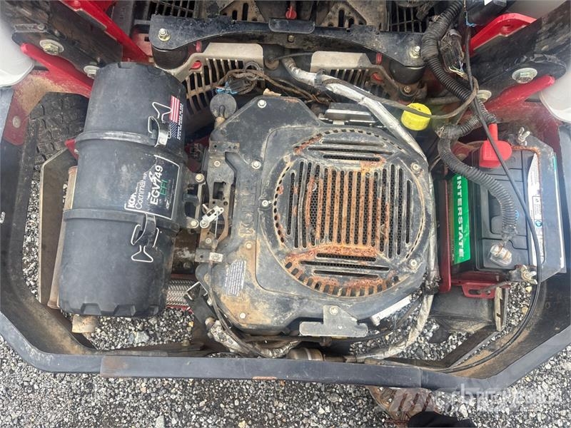 Exmark Lazer Z X-Series Zero-Turn 72 in Lawn Mower Vrtni traktor kosilnice