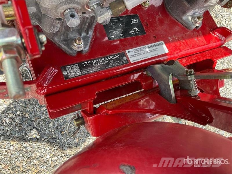 Exmark Turf Tracer S-Series 4x2 Walk-Behind 48 in Lawn Mo Tractores corta-césped