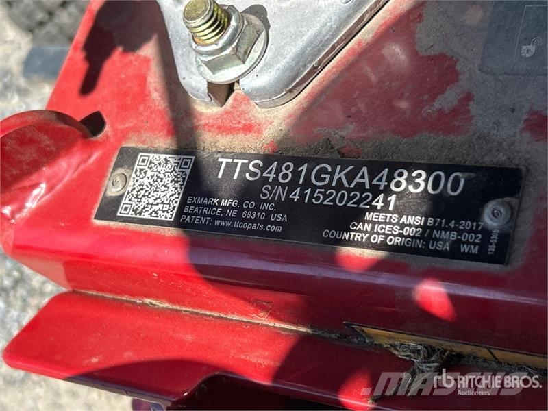 Exmark Turf Tracer S-Series Stand-On 48 in Lawn Mower Vrtni traktor kosilnice