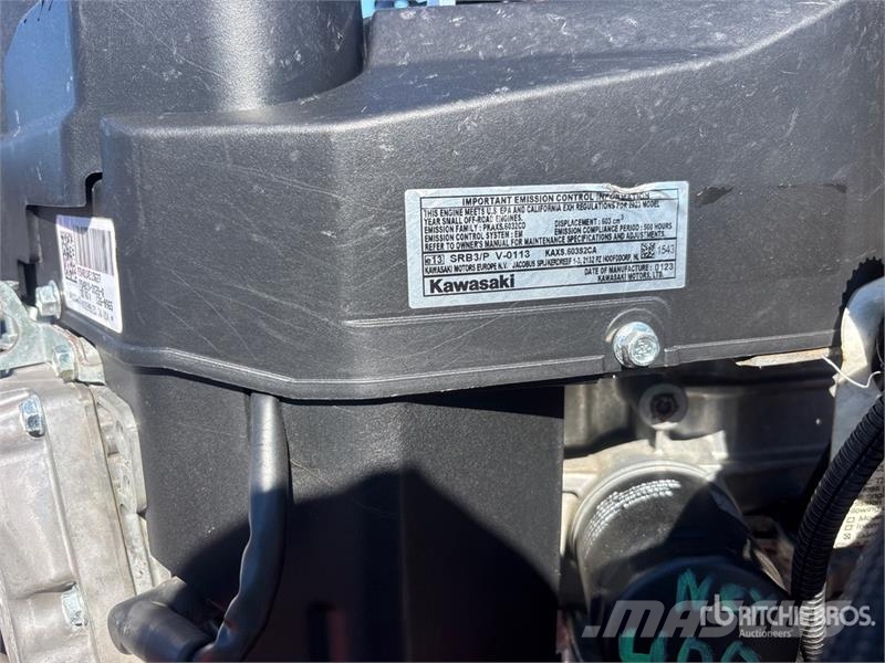 Exmark Turf Tracer S-Series Stand-On Lawn Mower Vrtni traktor kosilnice