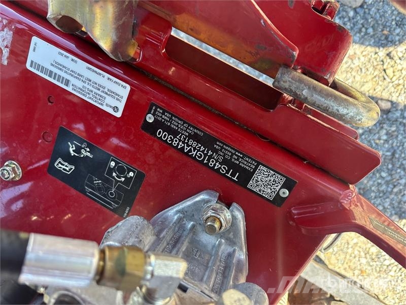 Exmark Turf Tracer S-Series Stand-On Lawn Mower Vrtni traktor kosilnice