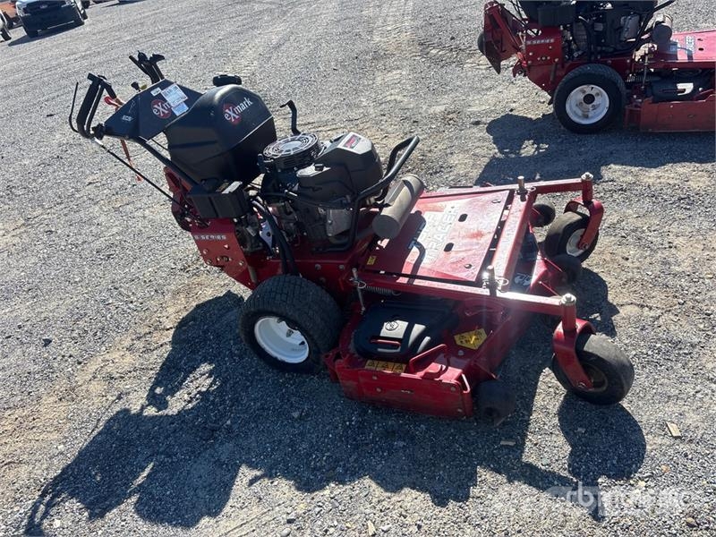 Exmark Turf Tracer S-Series Stand-On Lawn Mower Vrtni traktor kosilnice