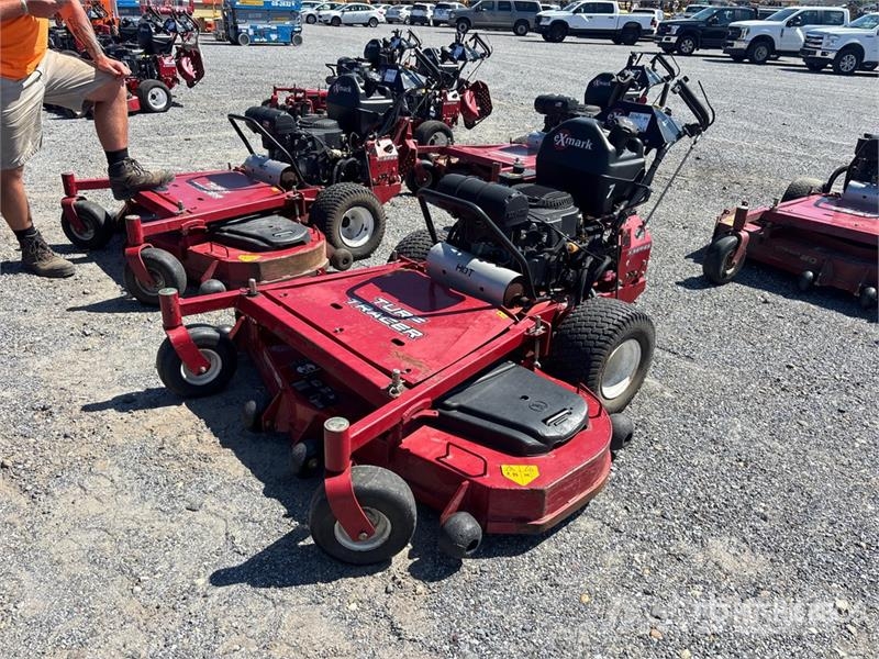 Exmark Turf Tracer X-Series 4x2 Ride-On Lawn Mower Vrtni traktor kosilnice