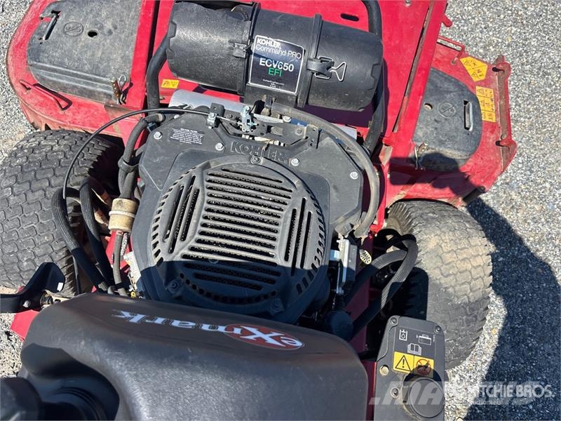 Exmark Turf Tracer X-Series 4x2 Stand-On Lawn Mower Vrtni traktor kosilnice
