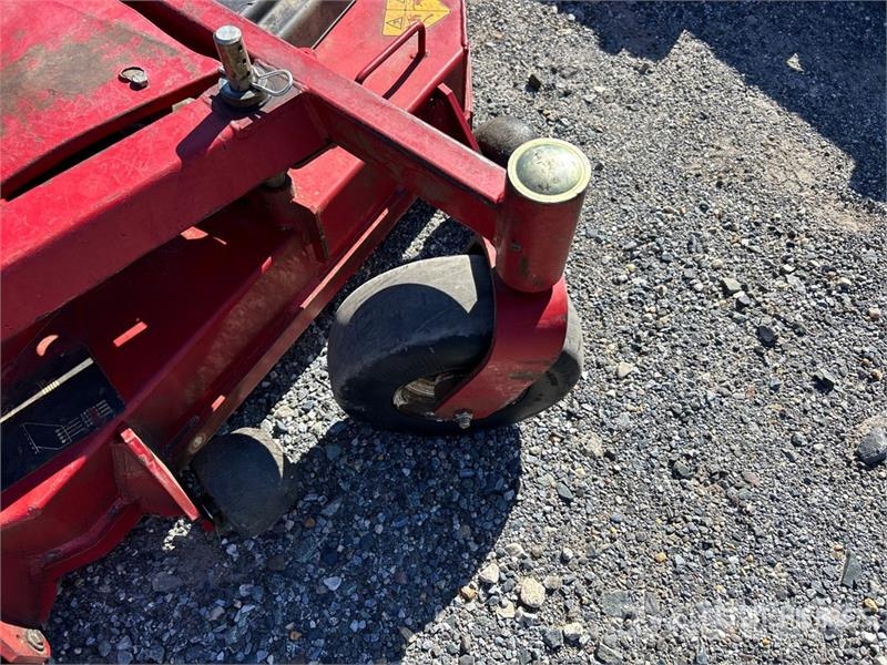 Exmark Turf Tracer X-Series Stand-On Lawn Mower Vrtni traktor kosilnice