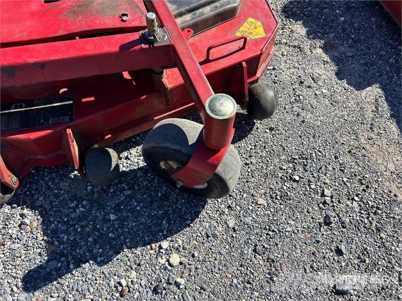 Exmark Turf Tracer X-Series Stand-On Lawn Mower Vrtni traktor kosilnice