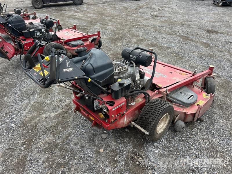 Exmark Turf Tracer X-Series Stand-On Lawn Mower 騎乘式割草機