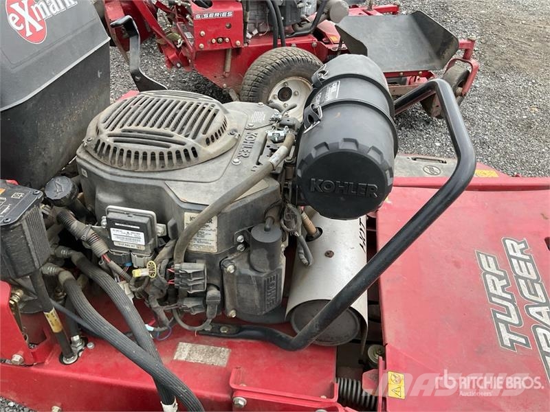 Exmark Turf Tracer X-Series Stand-On Lawn Mower Vrtni traktor kosilnice