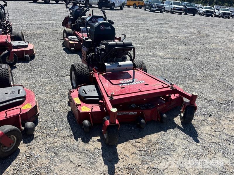 Exmark Turf Tracer X-Series 4x2 Ride-On Lawn Mower Vrtni traktor kosilnice