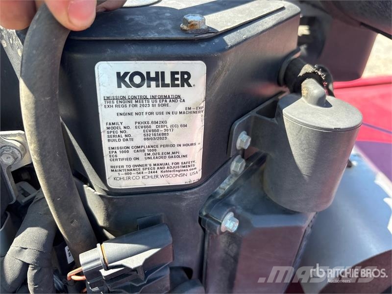 Exmark Turf Tracer X-Series 4x2 Ride-On Lawn Mower Vrtni traktor kosilnice
