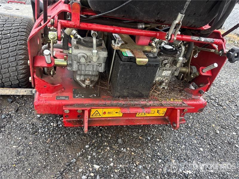 Exmark Turf Tracer X-Series 4x2 Walk-Behind Lawn Mower ركوب الحشائش