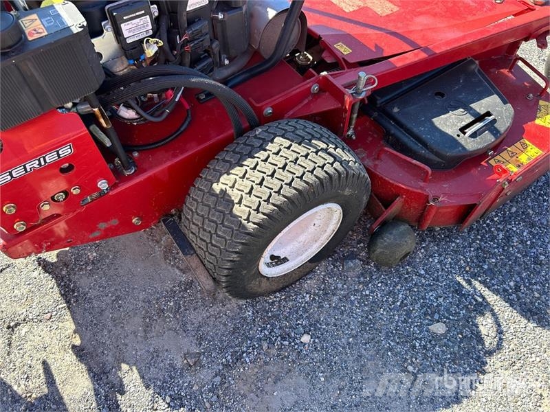 Exmark Turf Tracer X-Series Stand-On Lawn Mower Vrtni traktor kosilnice