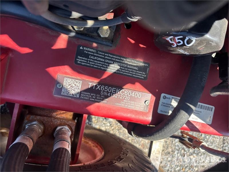 Exmark Turf Tracer X-Series 4x2 Ride-On Lawn Mower Vrtni traktor kosilnice